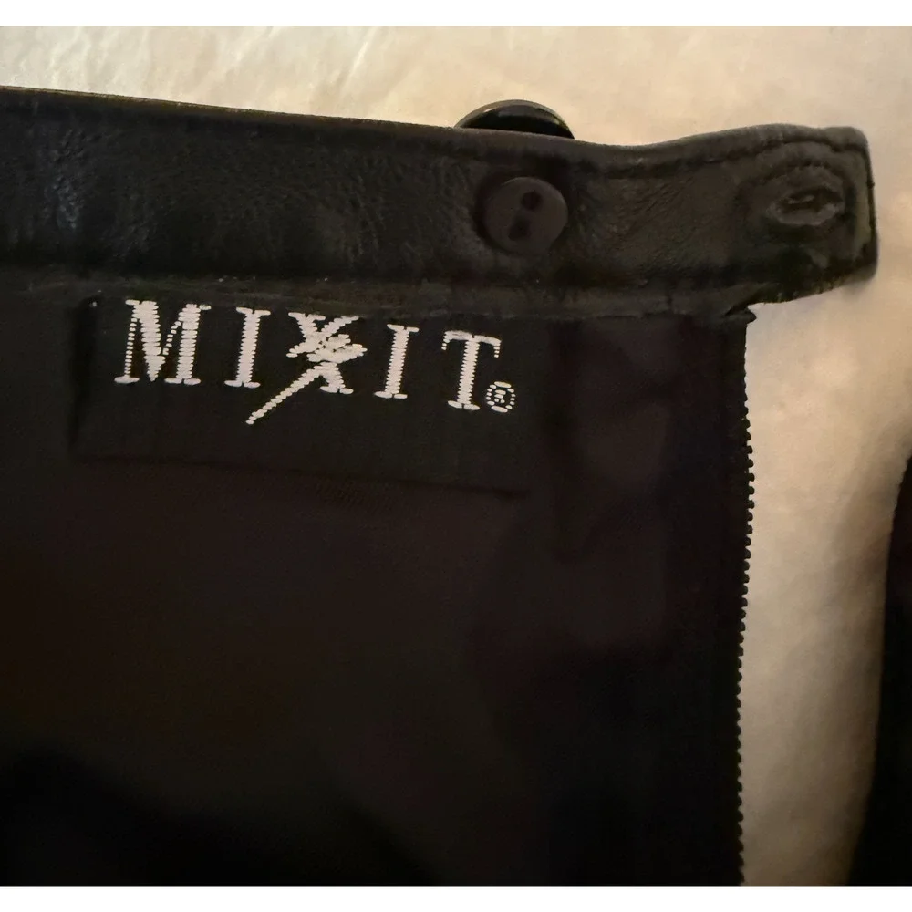 MIXIT Black Leather Skirt Womens Size 10 Genuine Lamb Leather Short 90s NWT